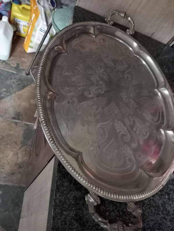 VINTAGE SILVERPATED TRAY