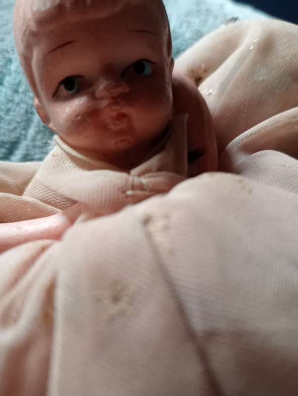 VINTAGE 6 CM DOLL WITHOUT LEGGS