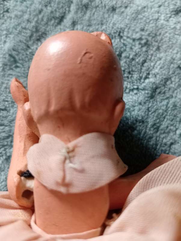 VINTAGE 6 CM DOLL WITHOUT LEGGS