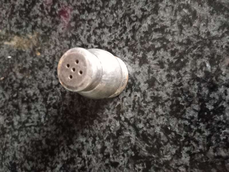 VINTAG 925 MINIATURE PEPPER SHAKER