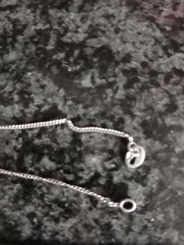 VINTAGE 925 SILVER CHAIN  WITH PENDANT