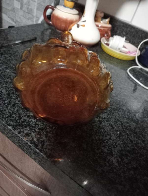 VINTAGE AMBER EMPOLI DECANTER WITH LID