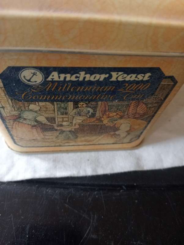 VINTAGE ANCHOR YEAST COMMEMORATIVE TIN