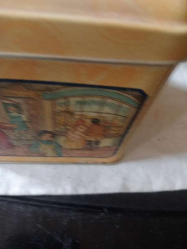 VINTAGE ANCHOR YEAST COMMEMORATIVE TIN