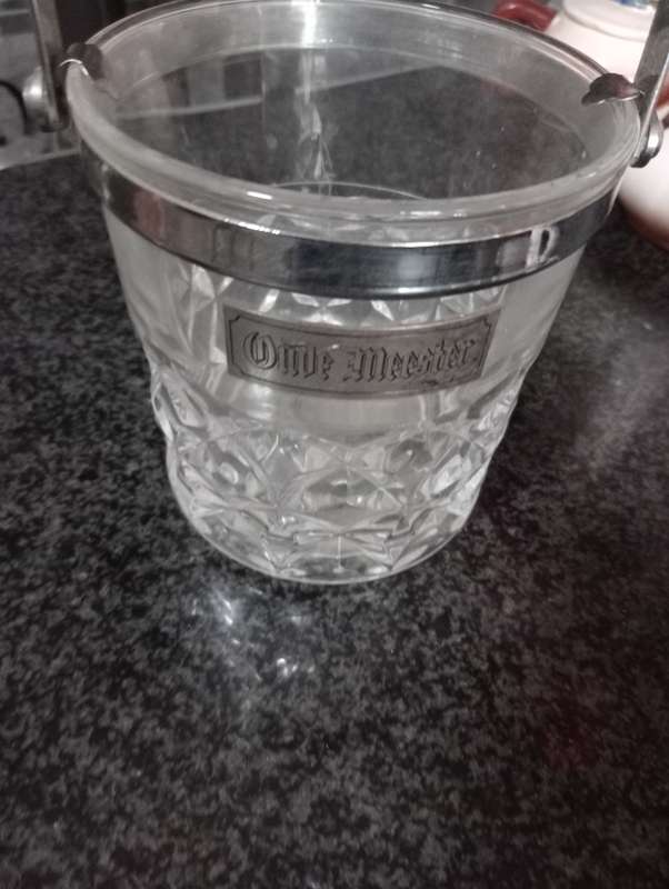 ANTIQUE CHRYSTAL GLASS BUCKET WITH SILVERPLATED STRIP AND HANDLE