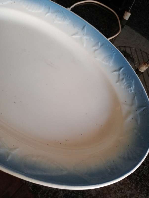 ANTIQUE  HANDPAINTED  ITALY OVAL PLATE