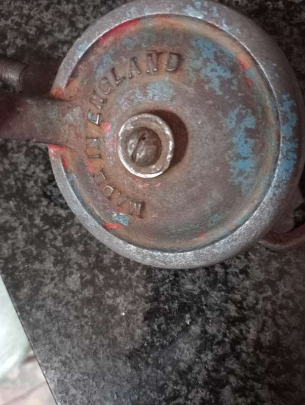 ANTIQUE HAND DRILL