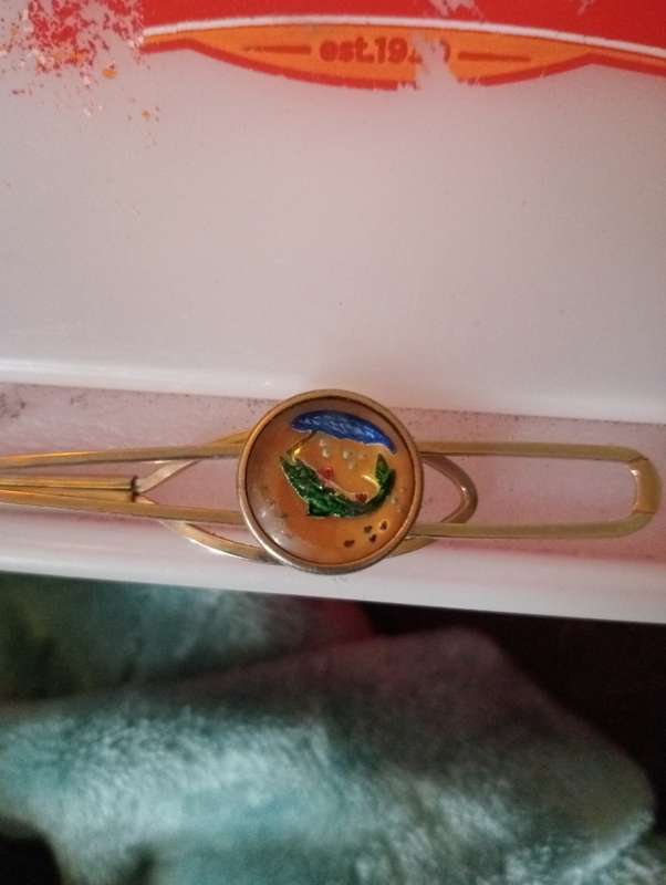 ANTIQUE  IMITATION  LAPEL PIN