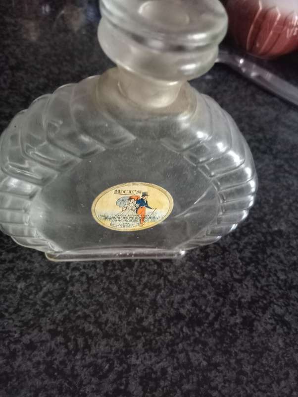 ANTIQUE JUCE S LAVENDER PERFUME BOTTLE