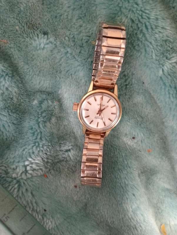 ANTIQUE LADIES NIVADA ANTARTIC WIND UP WATCH