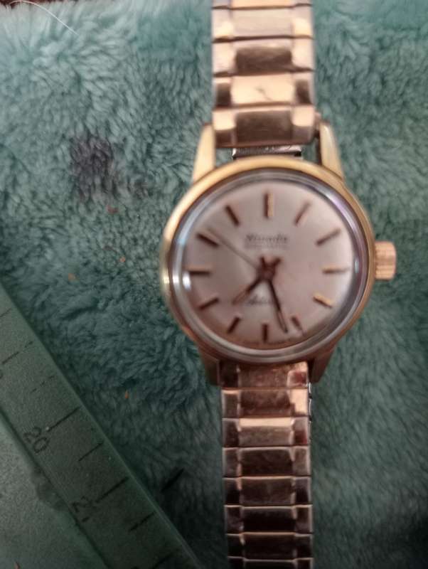 ANTIQUE LADIES NIVADA ANTARTIC WIND UP WATCH