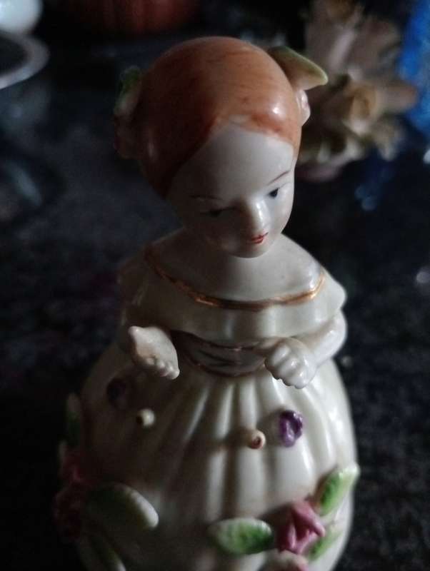 ANTIQE RARE FIND BELLE FIGURINE