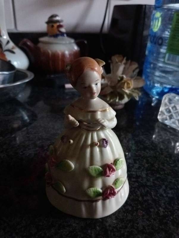 ANTIQE RARE FIND BELLE FIGURINE