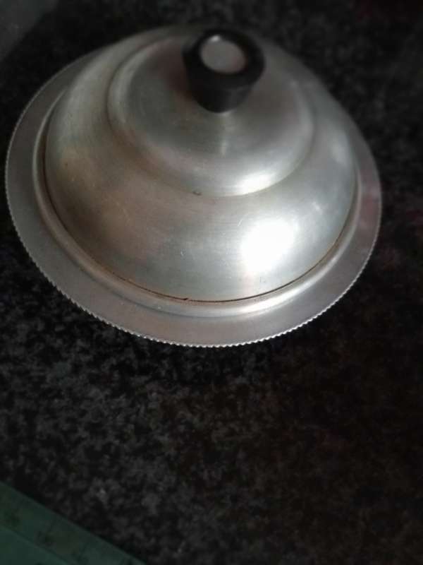 VINTAGE BUTTERDISH WITH GLASS