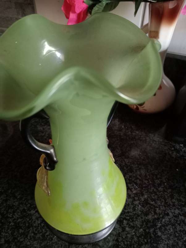 VINTAGE ANTIQUE  GLASS VASE
