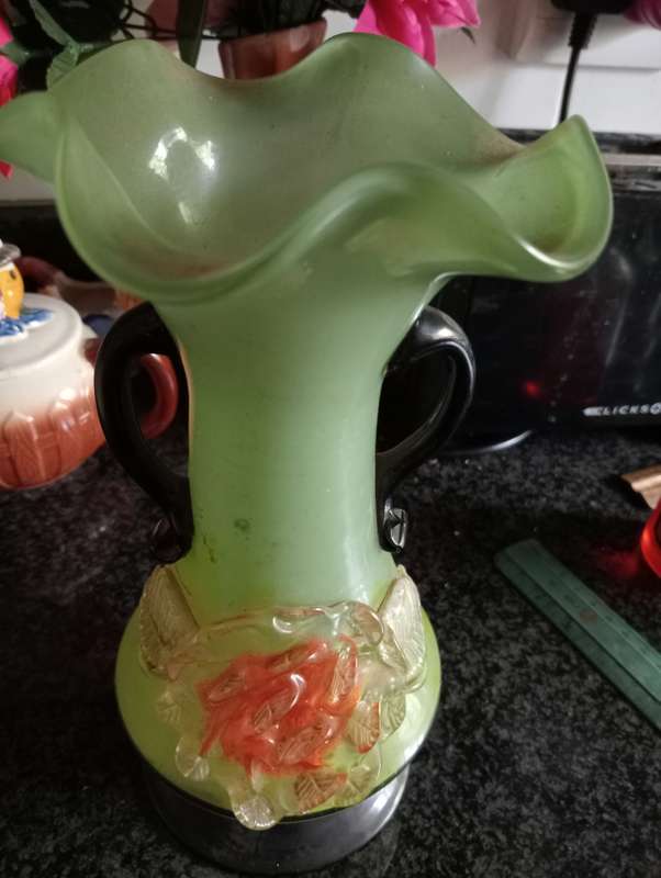 VINTAGE ANTIQUE  GLASS VASE