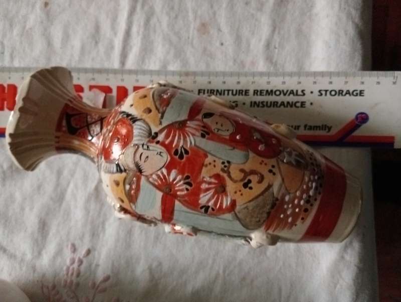 ANTIQUE JAPANESE SATSUMA VASE