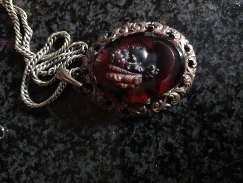 ANTIQUE RARE ROOT BEER COLOUR TIGER EYE CAMEO PENDANT WITH 925 STERLING SILVER CHAIN