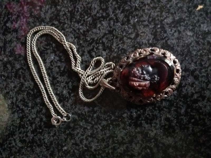 ANTIQUE RARE ROOT BEER COLOUR TIGER EYE CAMEO PENDANT WITH 925 STERLING SILVER CHAIN
