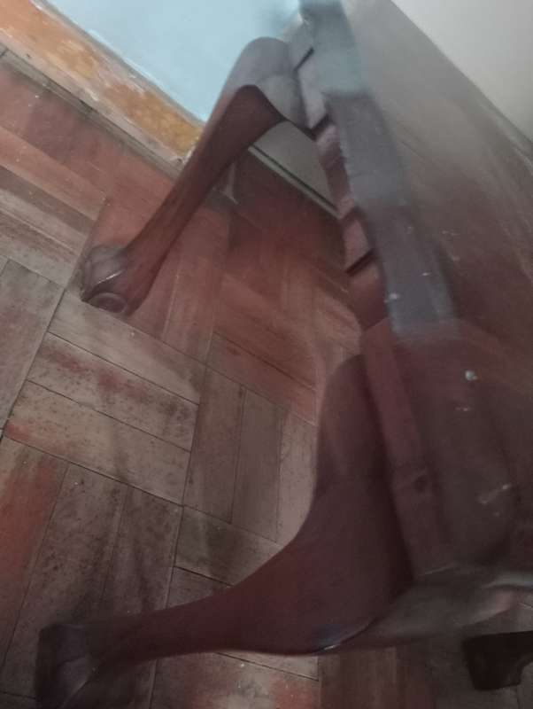 ANTIQUE SOLID WOODEN TABLE