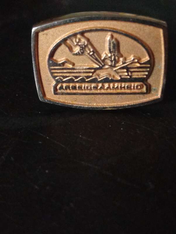 VINTAGE GOLD PLATED ARBEIDSAAMHEID CUFFLINKS