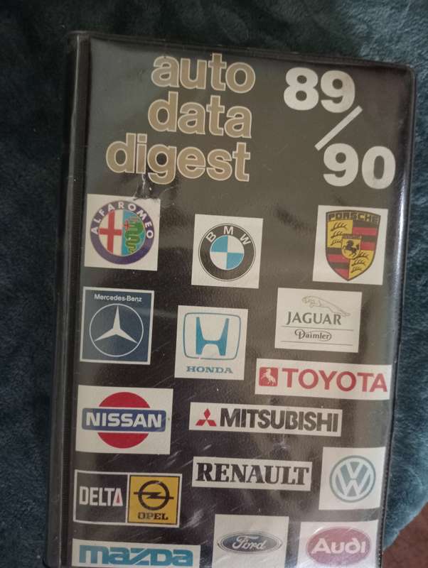 VINTAGE AUTO DATA DIGEST 89/90 BOOK