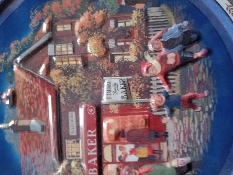 COLLECTABLE JACOBS BAKERY TIN 2