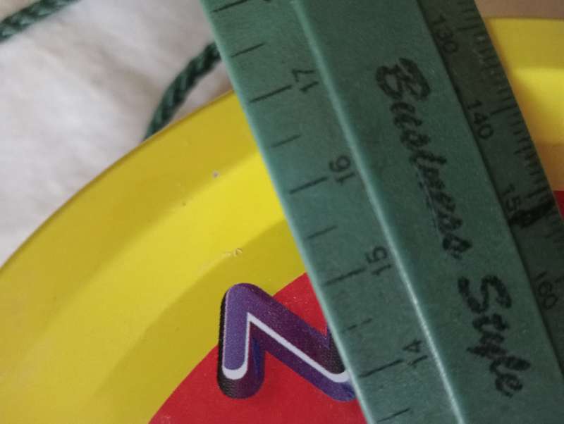 VINTAGE BEACON LICK AND LEARN TIN