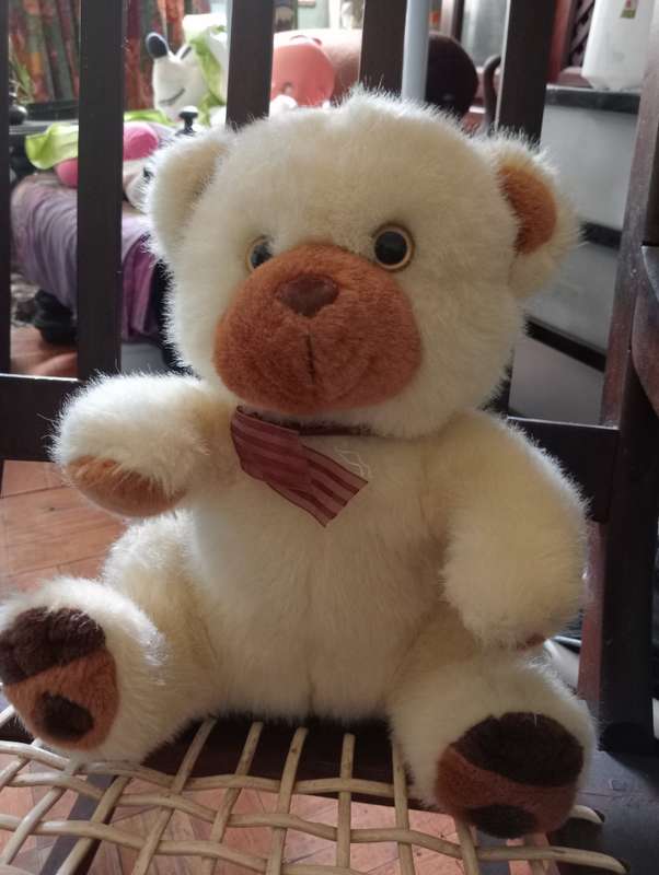 VINTAGE STUFFED BEAR