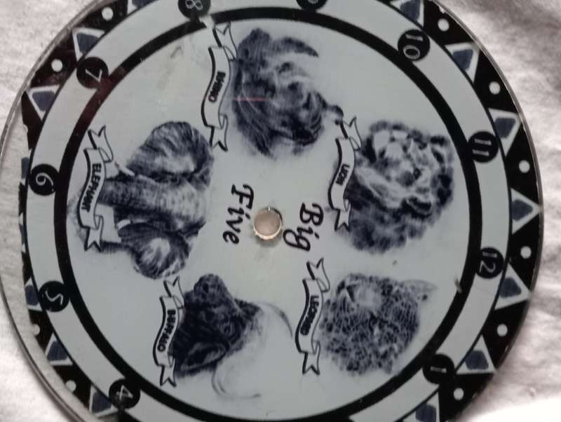 VINTAGE  BIG FIVE CLOCK FACE