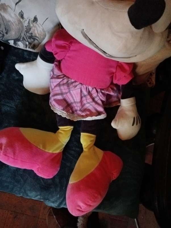 VINTAGE BIG COLLECTABLE MINNIE MOUSSE DOLL