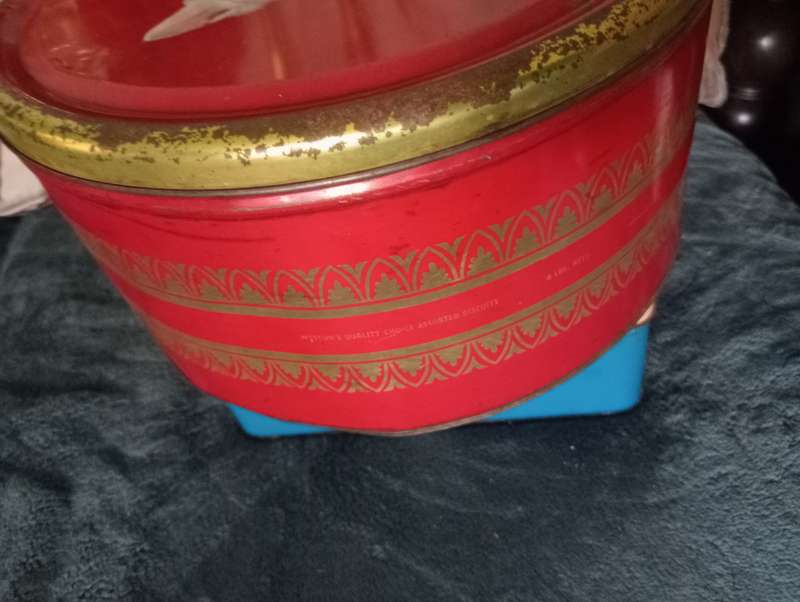 WESTONS BIG COLLECTABLE TIN