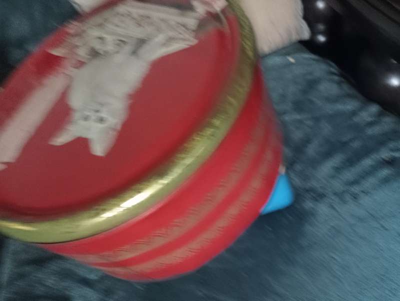 WESTONS BIG COLLECTABLE TIN