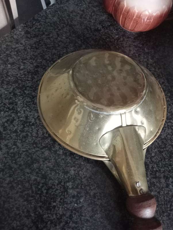 VINTGE BRASS HANGING WALL PAN