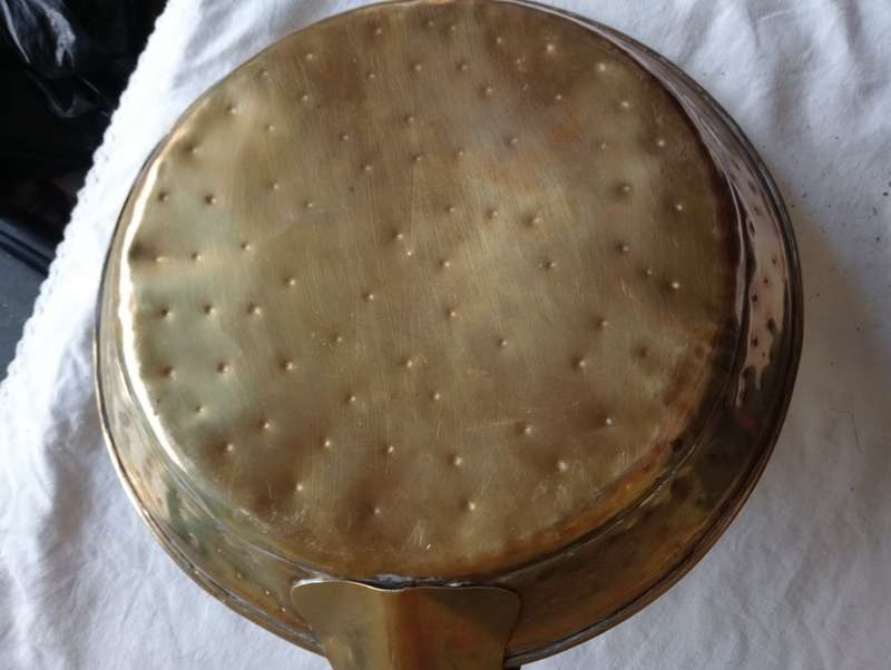 VINTAGE BRASS WALL HANGING PAN