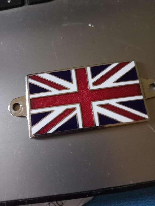 NEW COLLECTABLE CAR BADGE