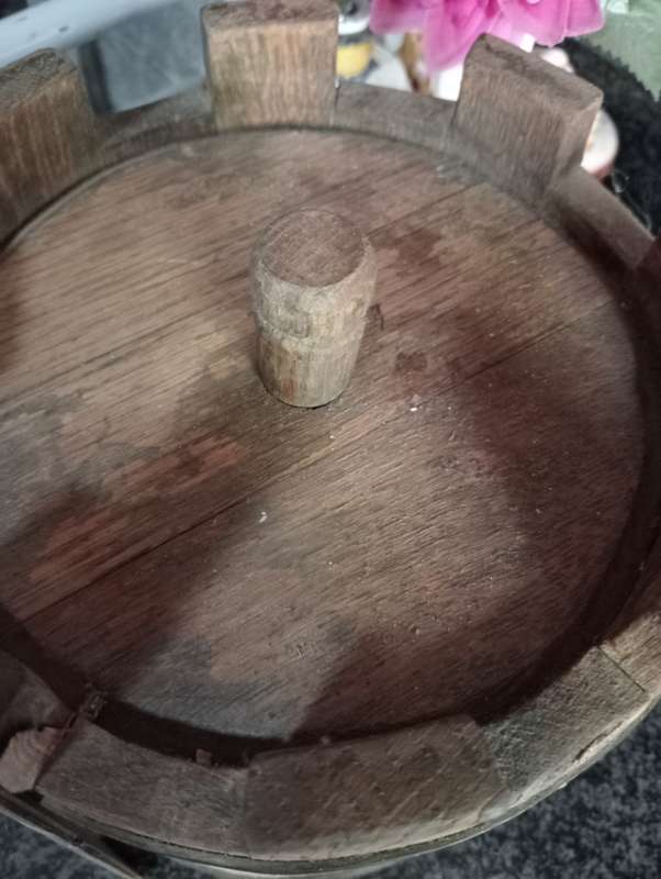 VINTAGE CASTLE SHAPE WOODEN WINE BARREL WITH BRASS TRIMIMGS AND TAP