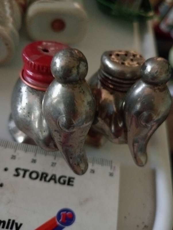 VINTAGE CHINA SALT AND PEPPER SET