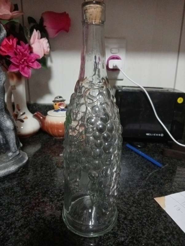VINTAGE CLEAR GLASS SALT GRAPE EMBOSED  BOTTLE