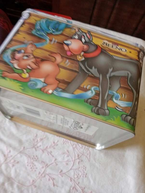 COLLECTABLE BEENO TIN NR 4