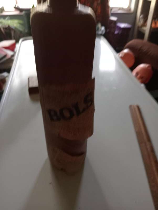 VINTAGE COLLECTABLE BOLLS  BOTTLE