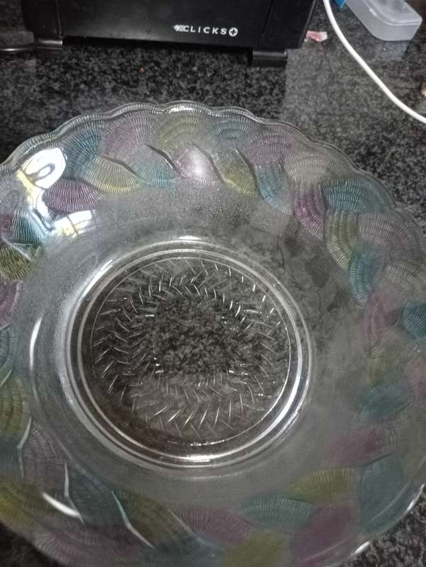 VINTAGE COLOURFULL GLASS BOWL