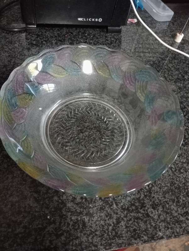 VINTAGE COLOURFULL GLASS BOWL