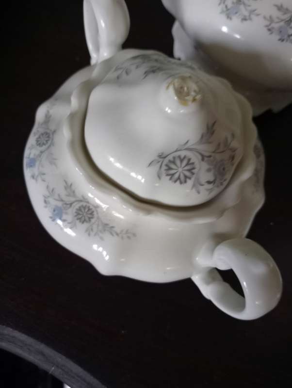 VINTAGE CONSTANTIA  FINE PORCELAIN MILK JUG SUGAR POT AND TEAPOT