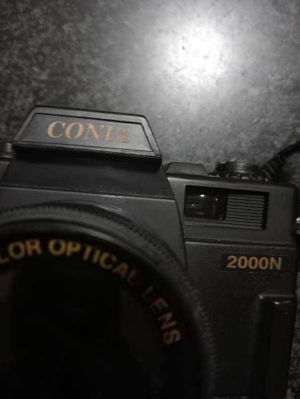 CONTA 2000N CAMERA WITH FLASH  IN BAG