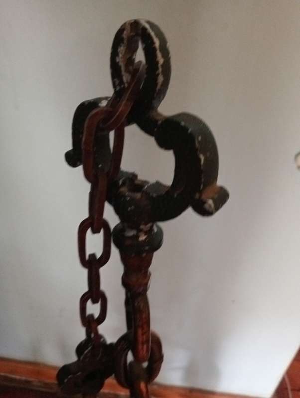 ANTIQUE  INTERESTING HANDMADE WOOD  WHEEL WITH COPPER TRIMMINGS AND COPPER  CHAINS STAND
