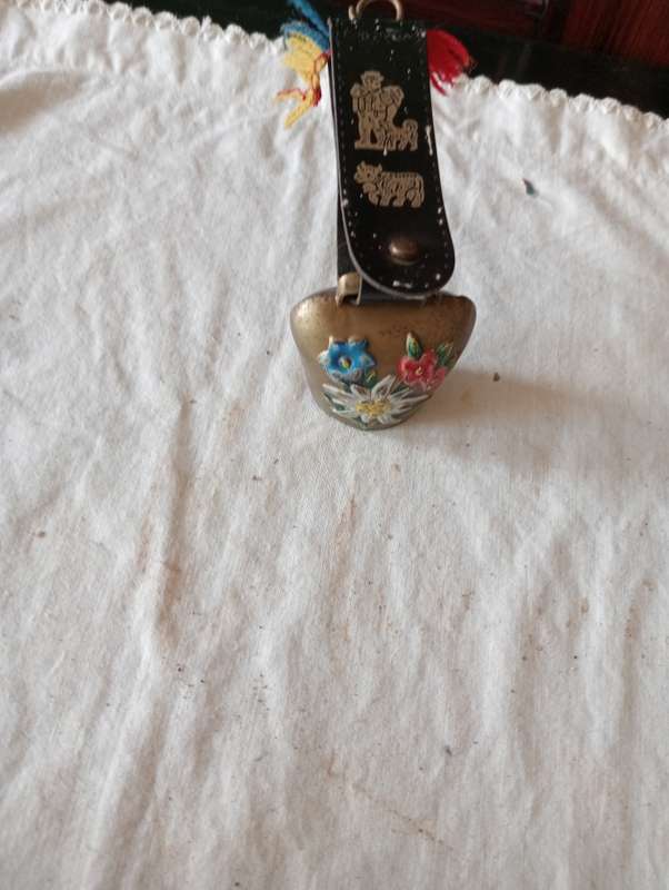 VINTAGE COW BELL