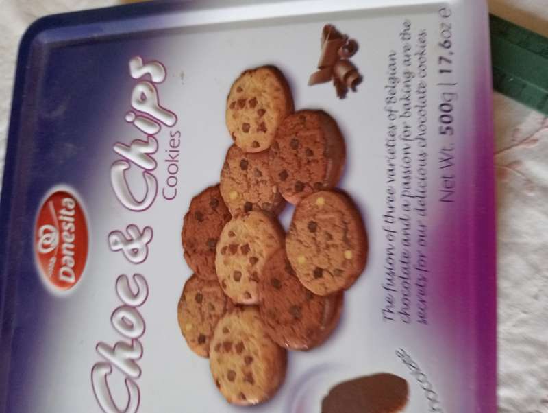 DANESITA CHOCOLATR AND CHIPS COOKIE TIN
