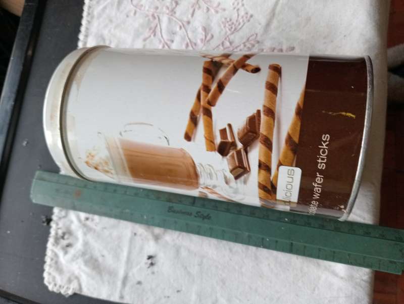 VINTAGE DLICIOUS STICK TIN