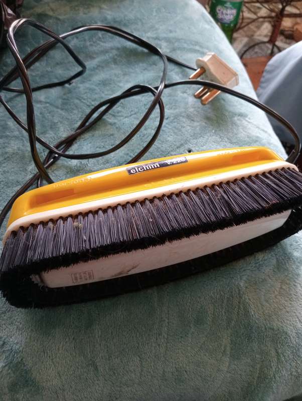 VINTAGE ELCHIM ELECTRIC CAR VACUUM